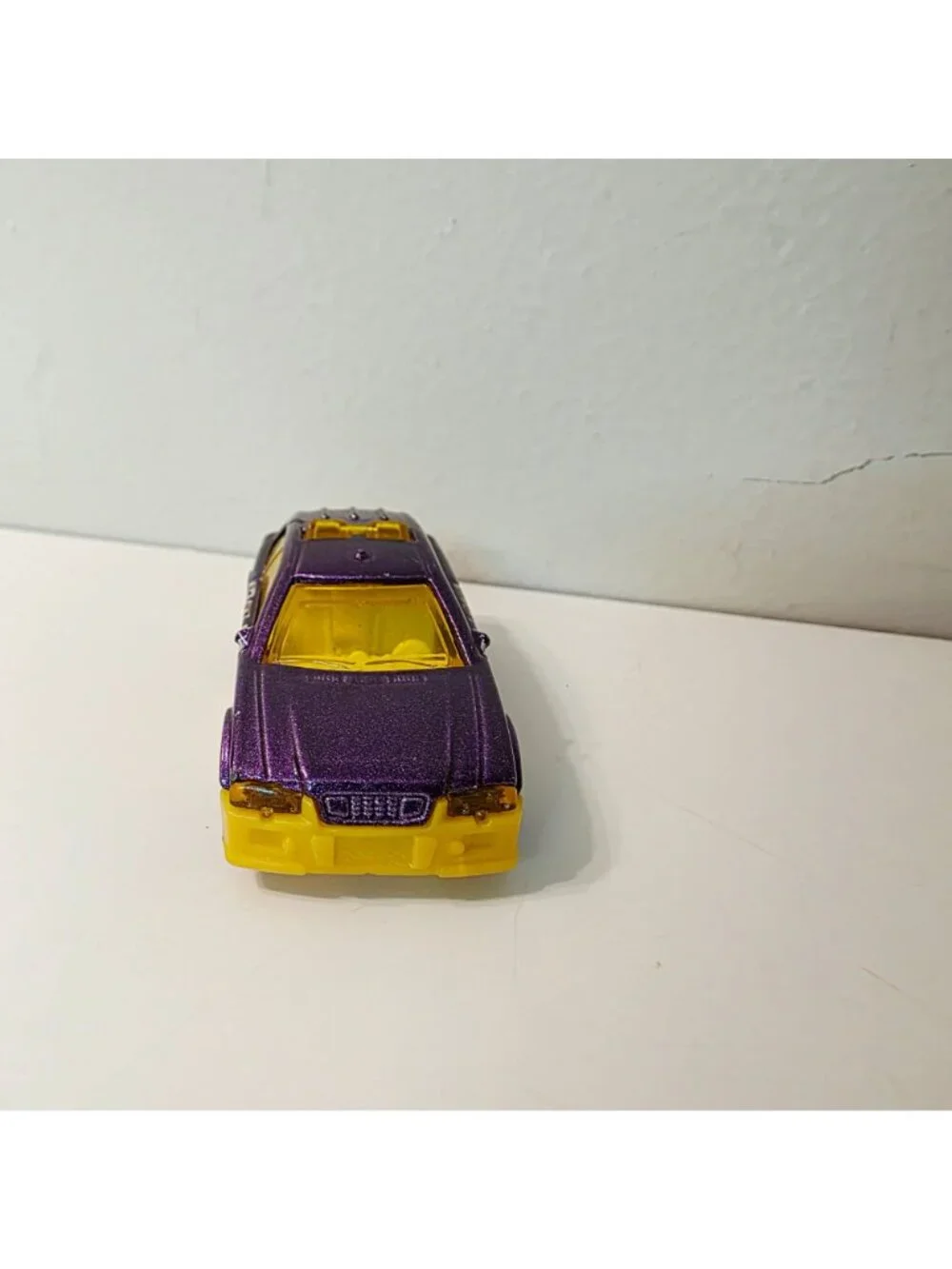 2006 Matchbox City Police Sammy the Sloth Linda Llama Go Diego Go Purple Car